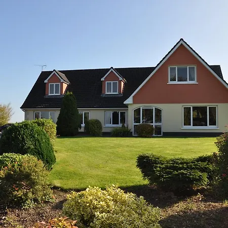 Nymphsfield House 4*