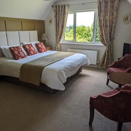 Bed & Breakfast Nymphsfield House Cong