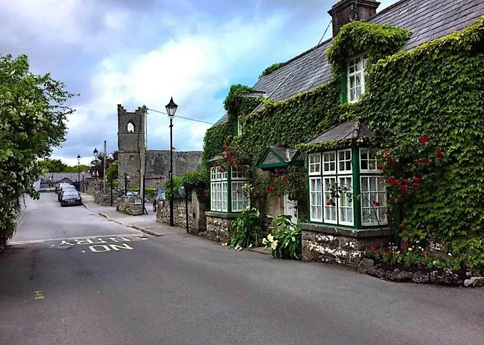 Bed & Breakfast Nymphsfield House Cong