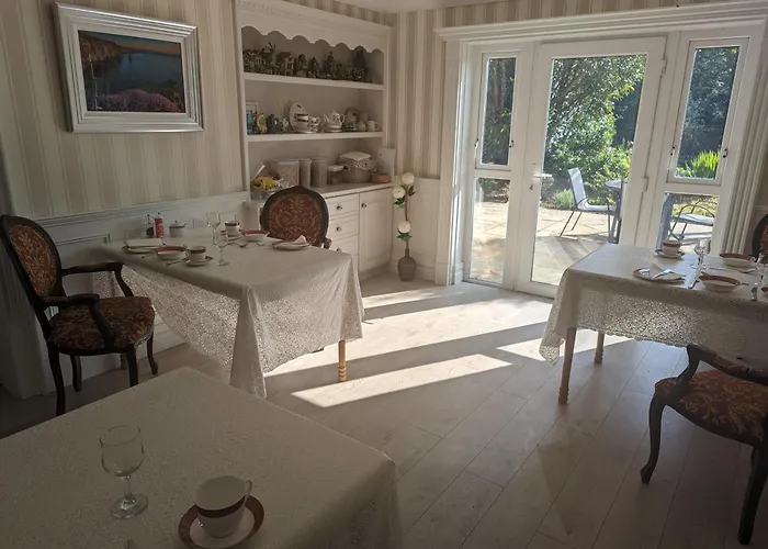 Nymphsfield House B&B