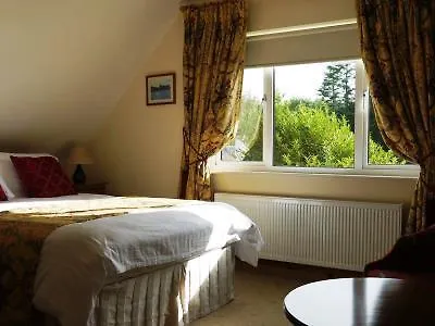 Nymphsfield House Bed & Breakfast Cong